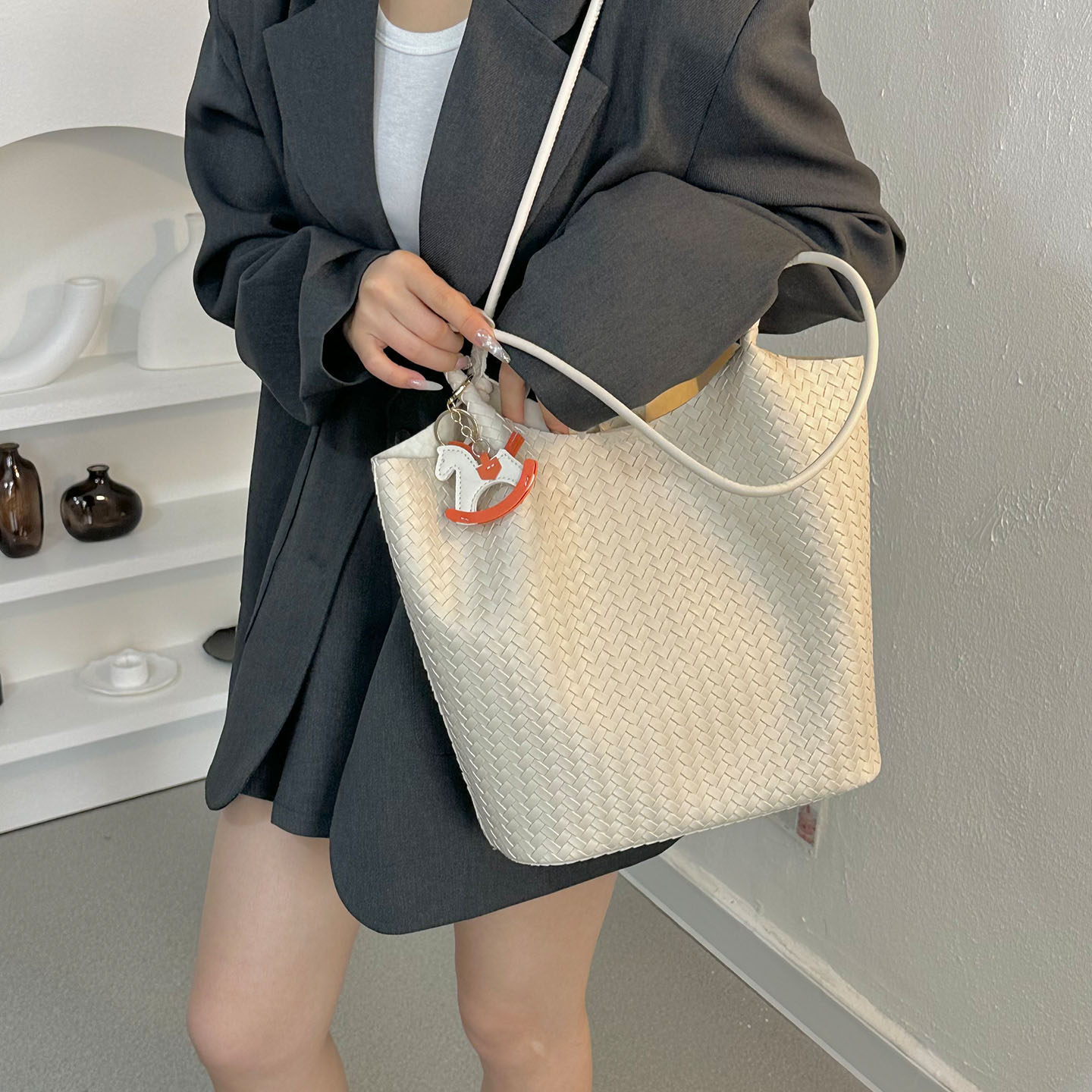高级感编织托特包女大容量通勤单肩包2026新款休闲潮简约手提包