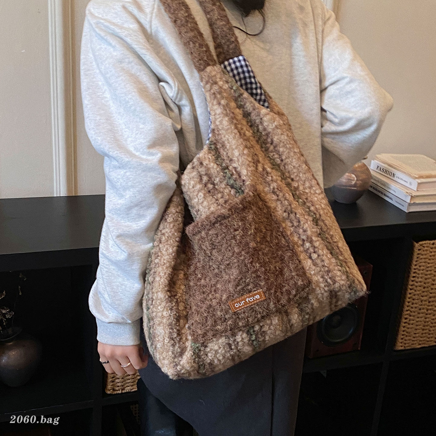 韩系复古毛绒格子托特包女2025红色新年新款大容量上班通勤单肩包,箱包皮具/热销女包/男包,通用款女包,淘宝优惠券,粉丝福利购,淘宝优惠卷