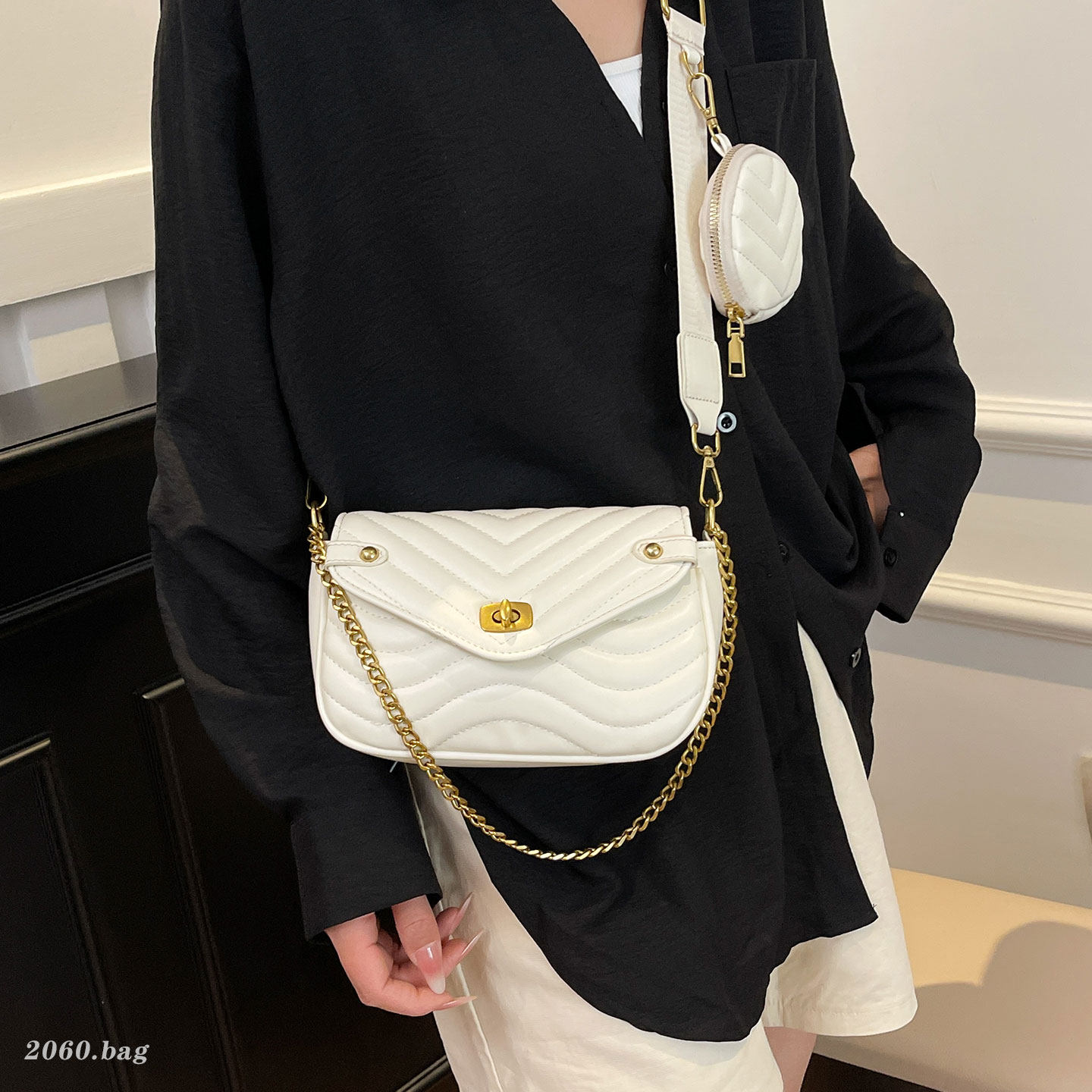 时尚高级感链条小方包2026新款女式简约洋气爆款单肩包斜挎包包,箱包皮具/热销女包/男包,小方包,淘宝优惠券,粉丝福利购,淘宝优惠卷