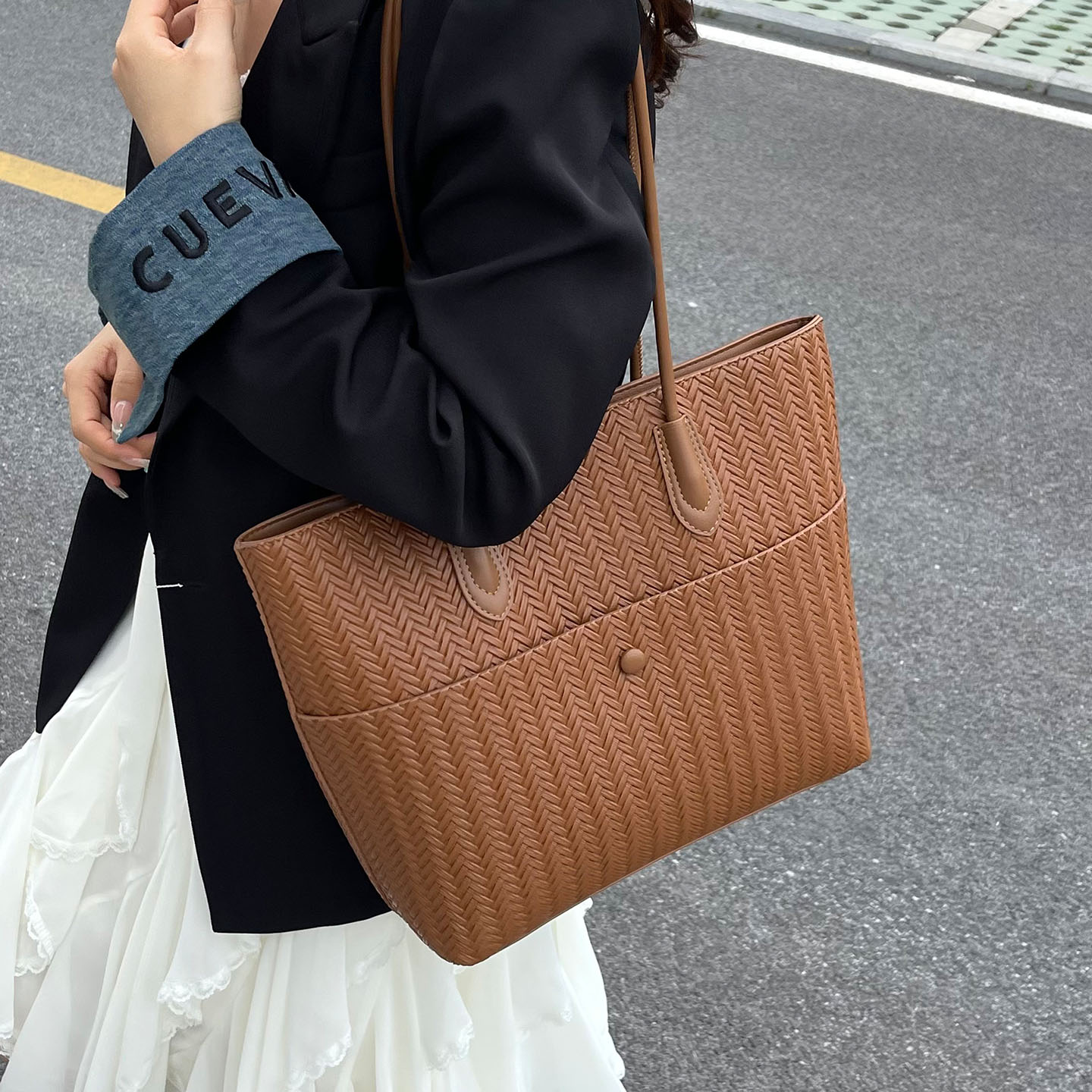 休闲时尚编织托特包2025新款女式秋季百搭大容量气质简约单肩包
