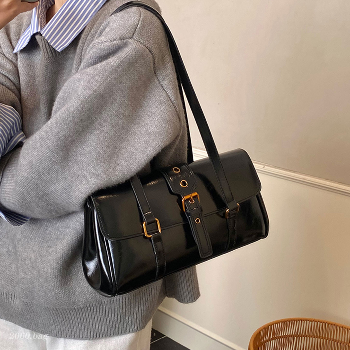 时尚洋气百搭休闲气质精致高级感皮质2025冬季女式单肩手提包包