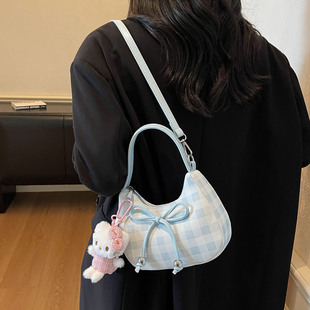 百搭简约水桶包2025新款 小包腋下包高级感 女式 格子蝴蝶结包时尚