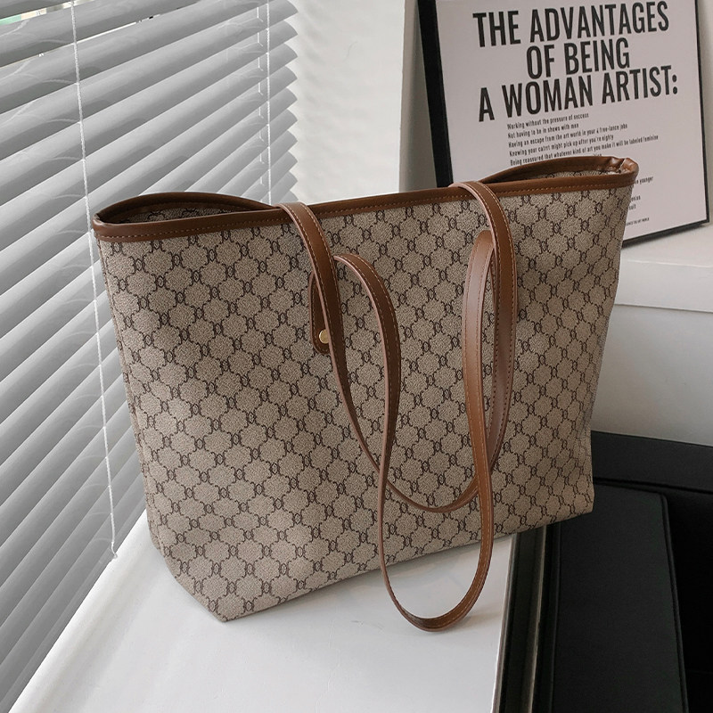 复古上课大容量包包女春夏2025新款潮时尚小众托特包百搭单肩大包,箱包皮具/热销女包/男包,托特包,淘宝优惠券,粉丝福利购,淘宝优惠卷