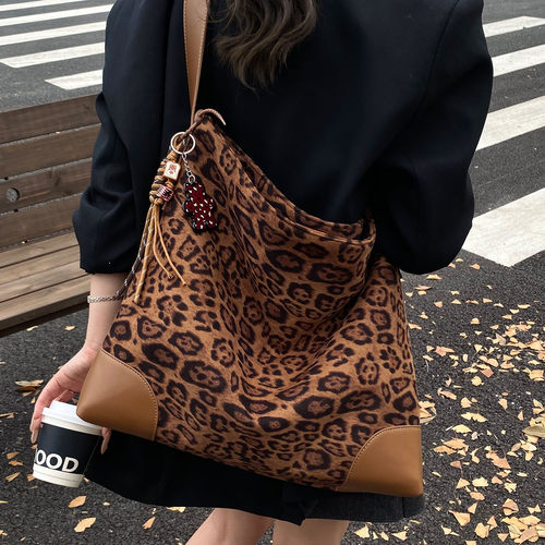 复古高级感小众豹纹托特包女包2025休闲大容量时尚手拎袋韩版洋气