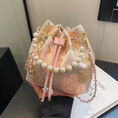 手拎珍珠水桶包女2025夏季 新中式 刺绣单肩包小众简约高级感斜挎包