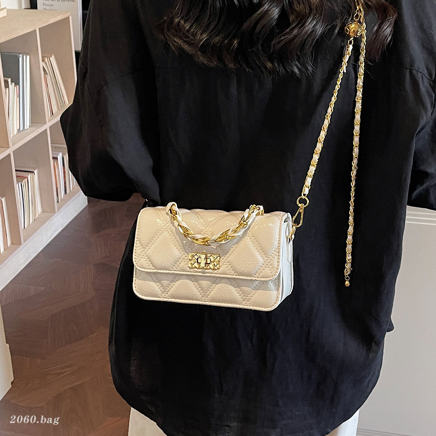 小众设计菱格链条小方包2026新款女百搭斜挎包纯色轻奢质感单肩包,箱包皮具/热销女包/男包,通用款女包,淘宝优惠券,粉丝福利购,淘宝优惠卷