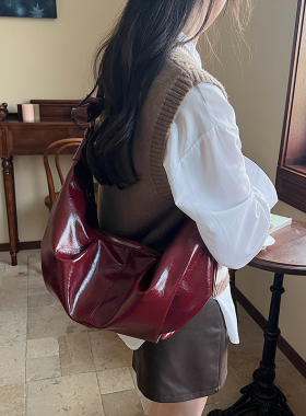 复古时尚大容量包包女2026新款简约百搭饺子包小众高级感单肩女包