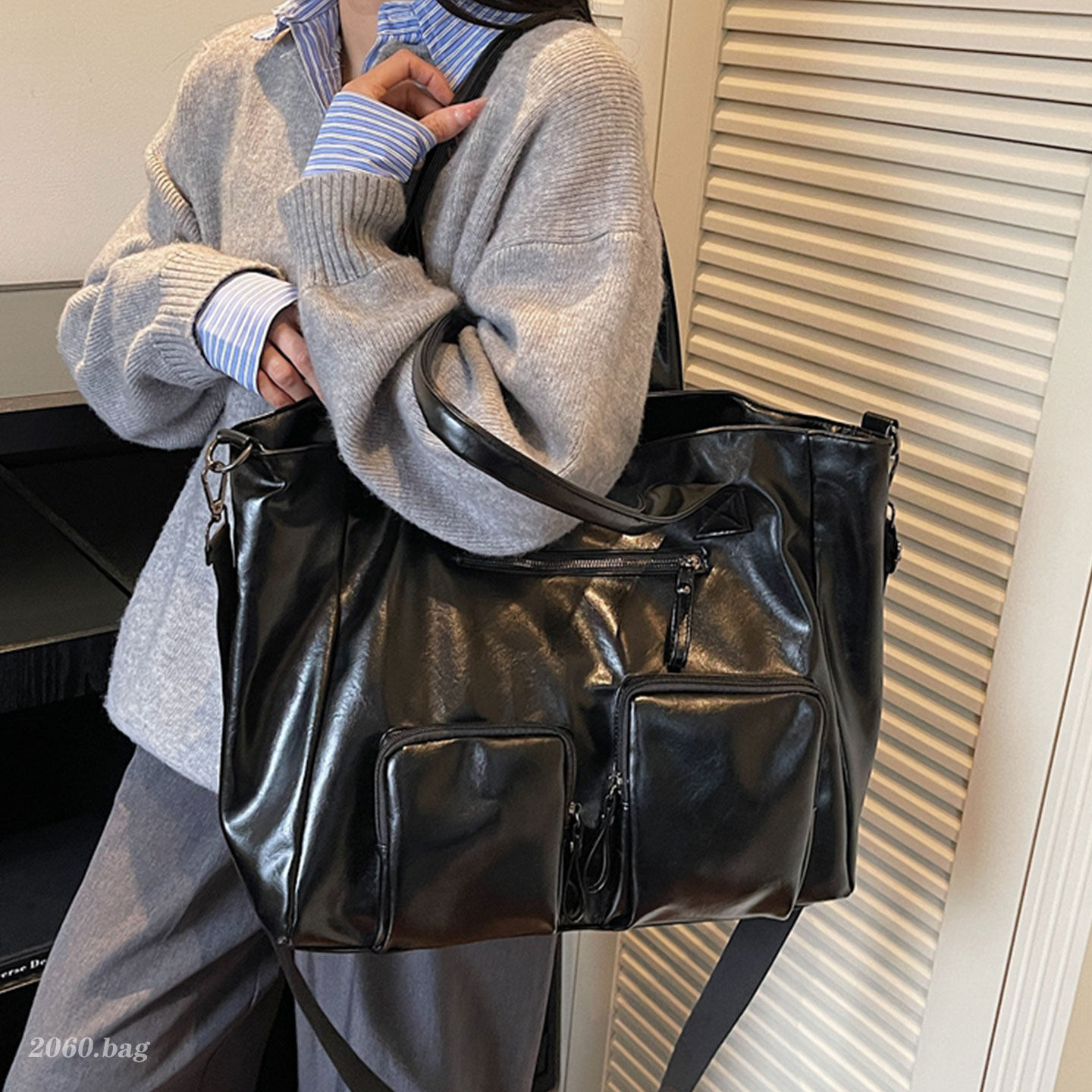 时尚通勤百搭大容量休闲皮质简约单肩斜挎2025秋季女式手提托特包,箱包皮具/热销女包/男包,通用款女包,淘宝优惠券,粉丝福利购,淘宝优惠卷