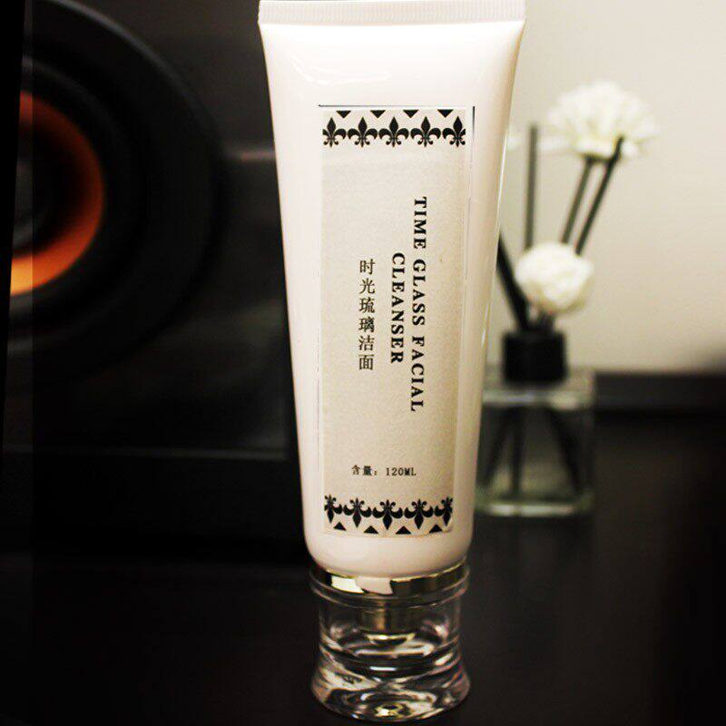 尊贵时光琉璃洁面乳---棉花糖一样的触感干净平衡温和促吸收
