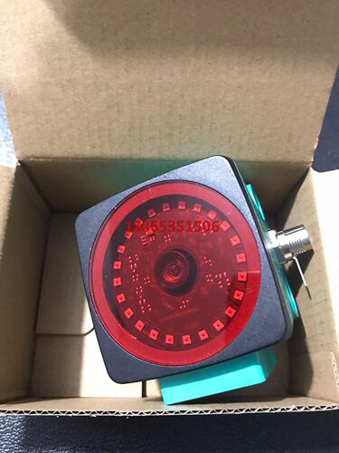 P+F倍加福读码器 PXV100-F200-R4-V19 二