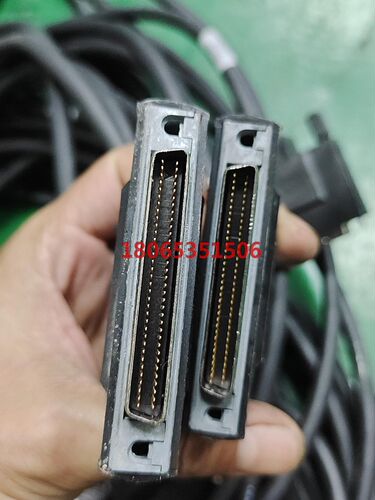 AMP SCSI-68P连接线线长2米