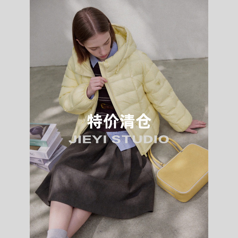 特价「心形压胶」多巴胺色系90%白鸭绒轻量化保暖短宽连帽羽绒服