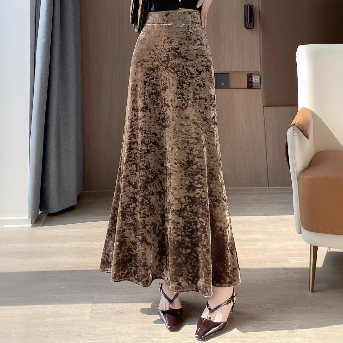 南油春秋金丝绒垂感半身裙