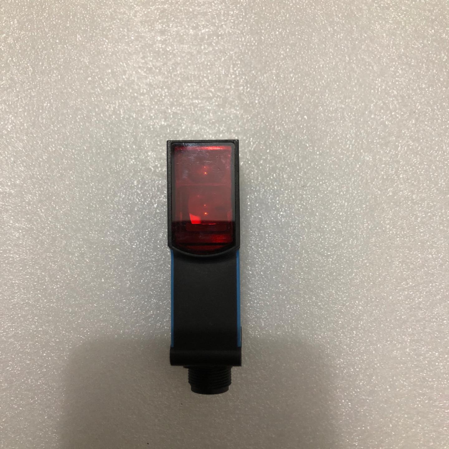 全新正品无包装 SICK施克 WT14-2P432 订货号1026056 现货询价