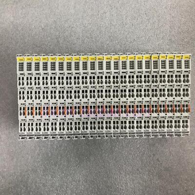 BECKHOFF  EL2004  九成新 年份好 现货议价询价