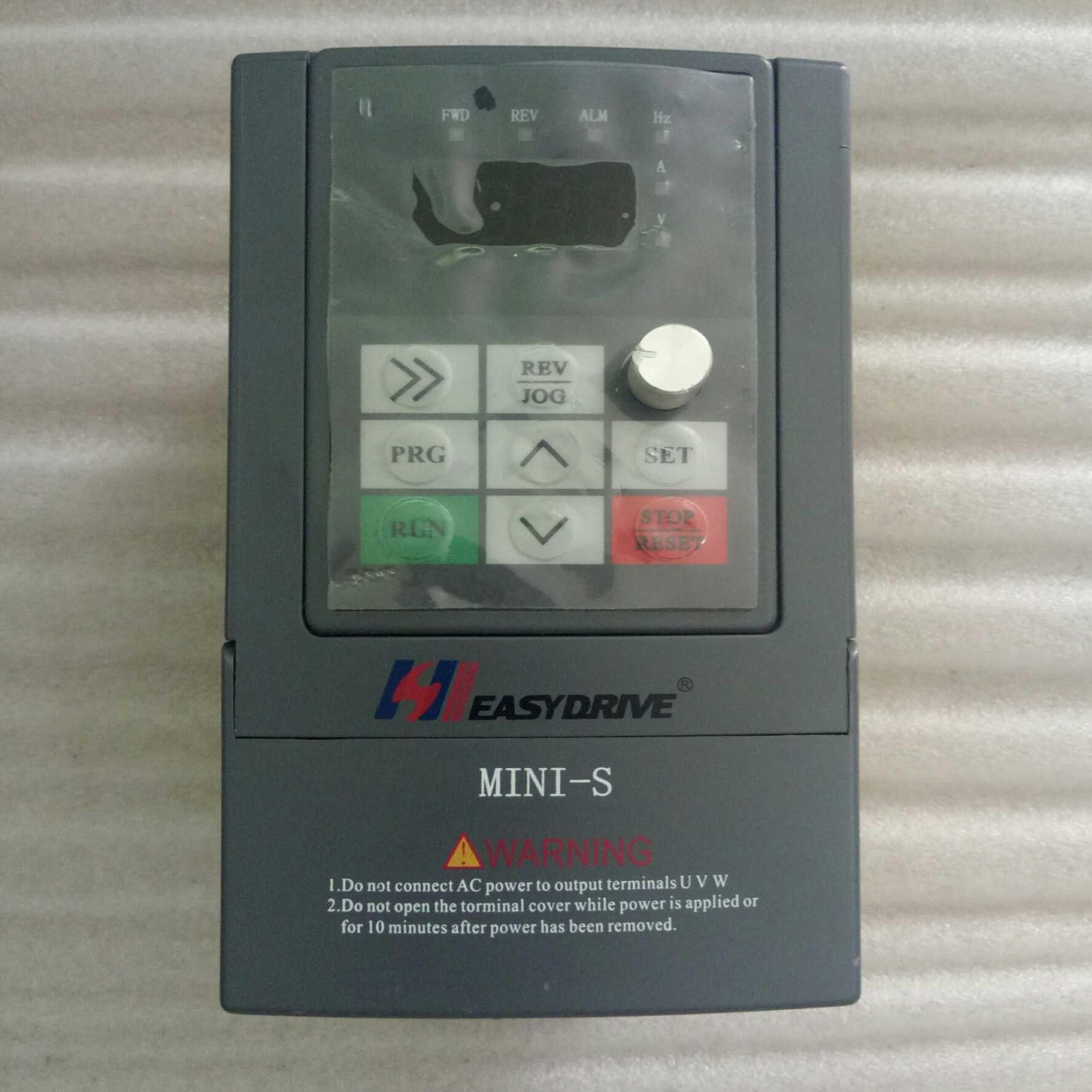 原装拆机易驱变频器MINI-S-2S0015M 75A 15KW 220V功能完好询价