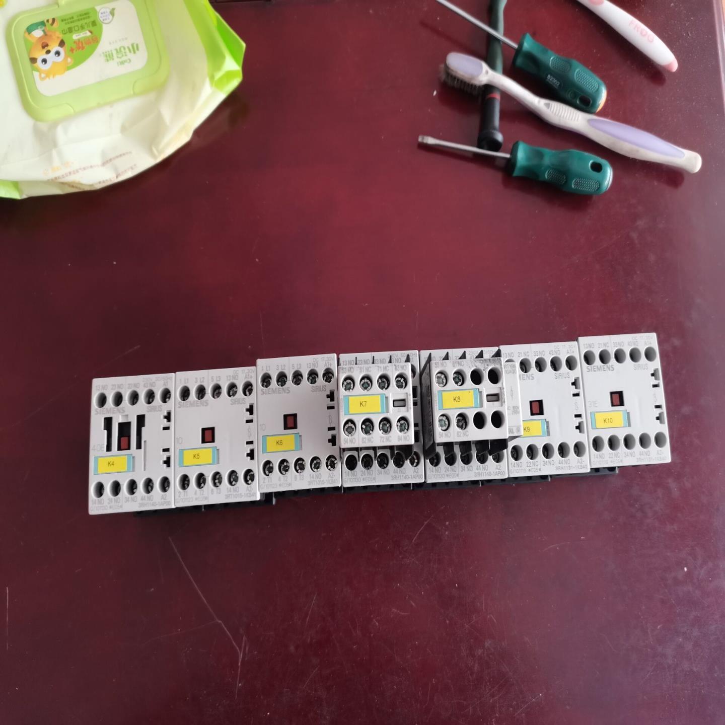 3RH1140-1AP003RT1015-1KB413RH1131-1KB40接触器实照到付询价