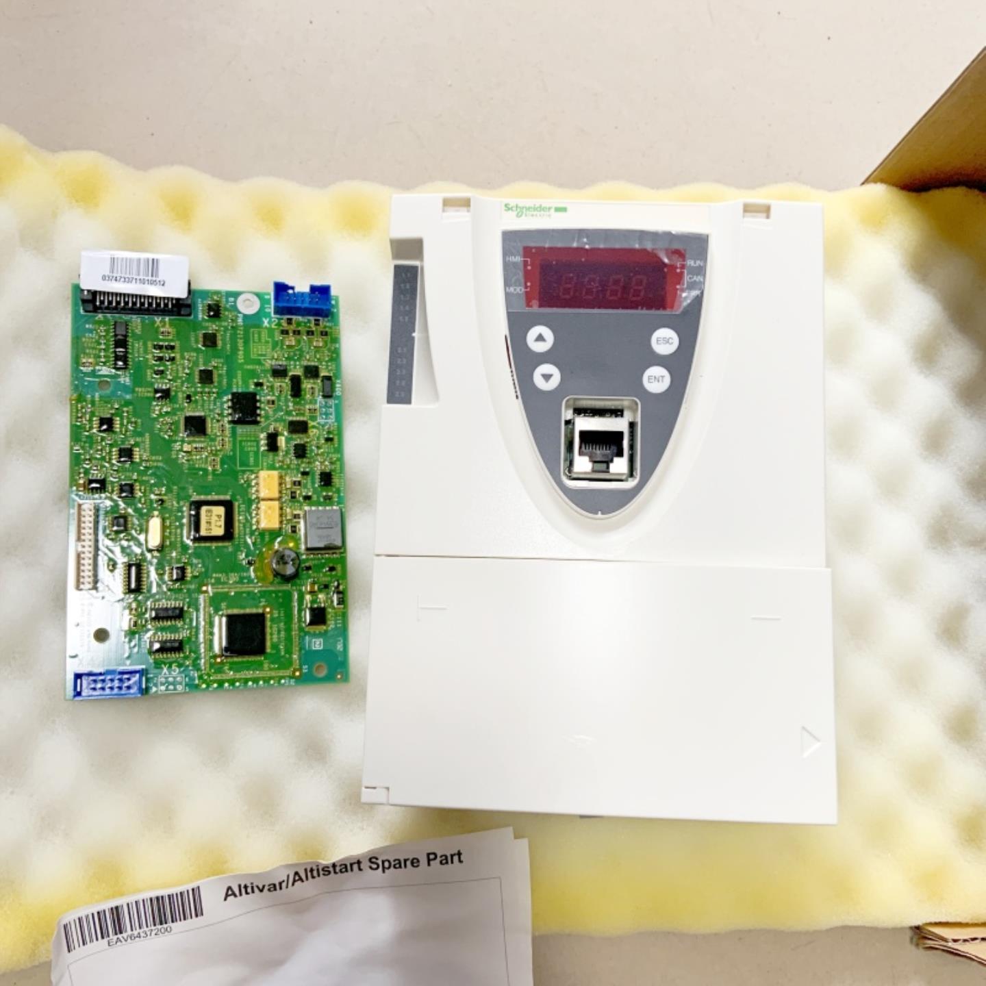 施耐德变频器ATV71-61控制卡160-200-250-315KW主CPU板VX4A71询价