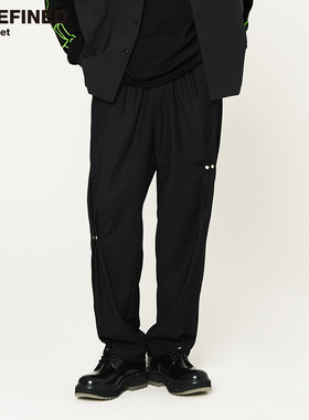 undefined高街不规则铆钉打褶垂感面料立体裁剪潮牌西裤