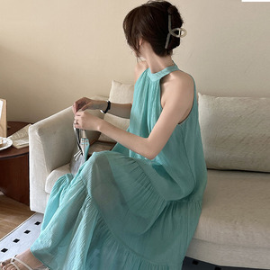 法式湖蓝色吊带挂脖连衣裙女无袖绿色裙子海边度假沙滩裙背心长裙