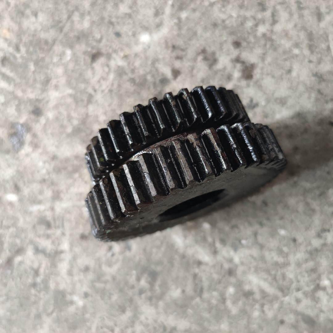 沈阳机床厂c630车床配件进给箱双联齿轮7040齿数z36/42模数2孔32