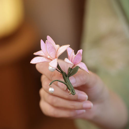 粉色掐丝花朵缠花胸针旗袍装饰品
