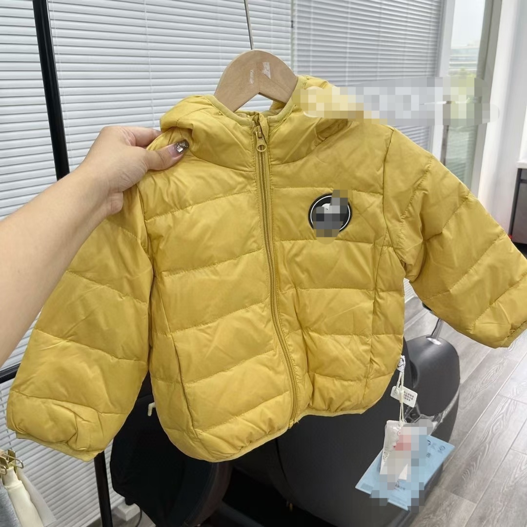 孤品亏出包邮男童装女宝宝冬季连帽轻薄羽绒服90白鸭绒外套清仓