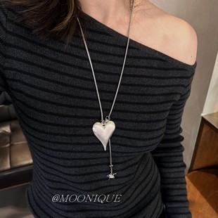 银色拉丝大爱心吊坠毛衣链长款抽拉项链复古冷淡风简约ins卫衣链