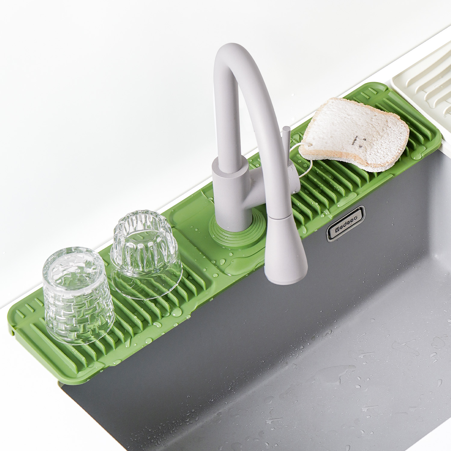 水龙头台面沥水垫纽扣式硅胶材质