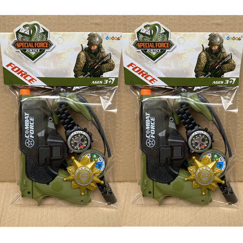 德宝警察装备套装手枪冲锋枪手表耳机指南针徽章儿童真人吃鸡玩具