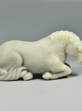 灰芙蓉特色把件寿山石马牛