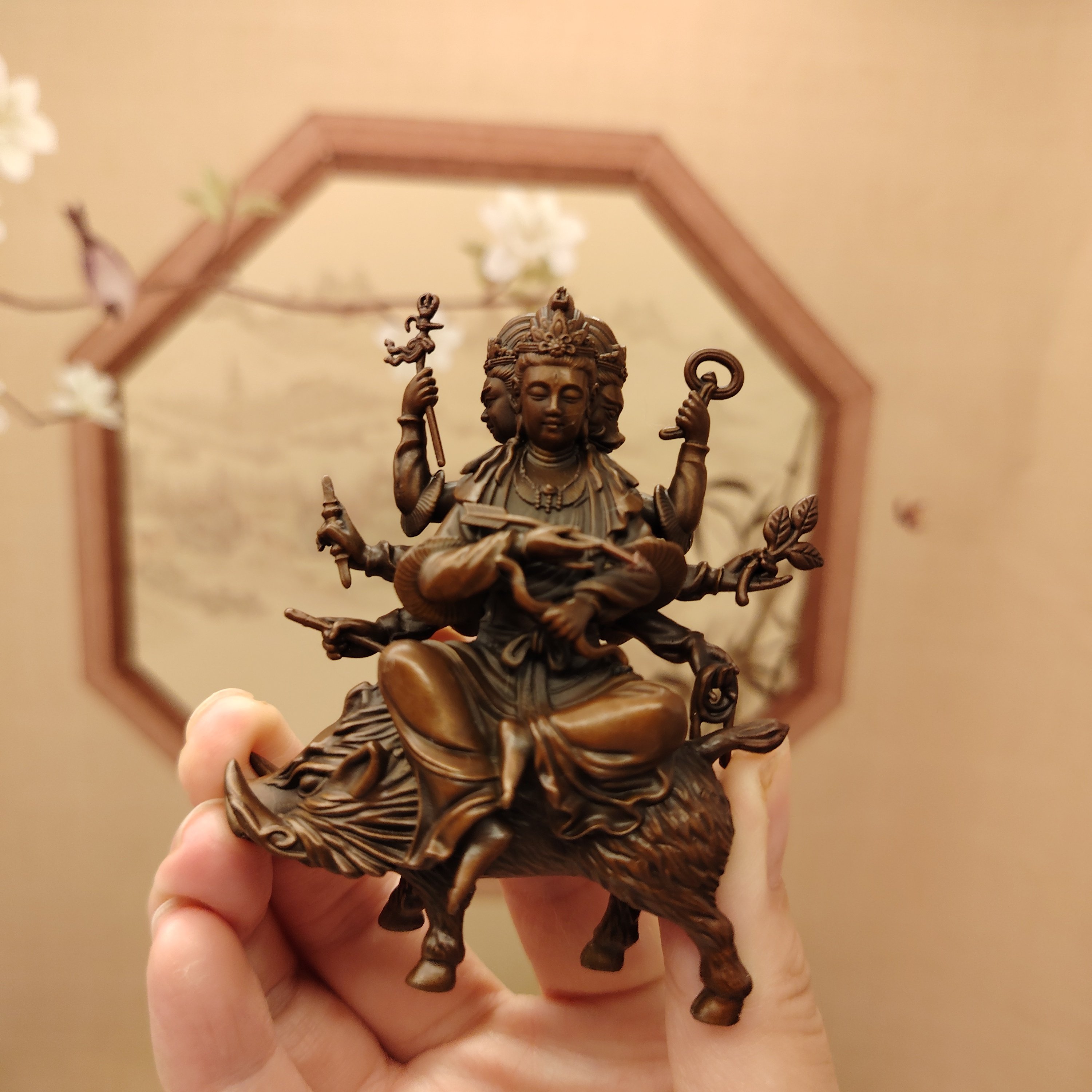 西藏民族风纯铜精工8公分摩利支天家居摆件四臂象骑猪菩萨桌面摆