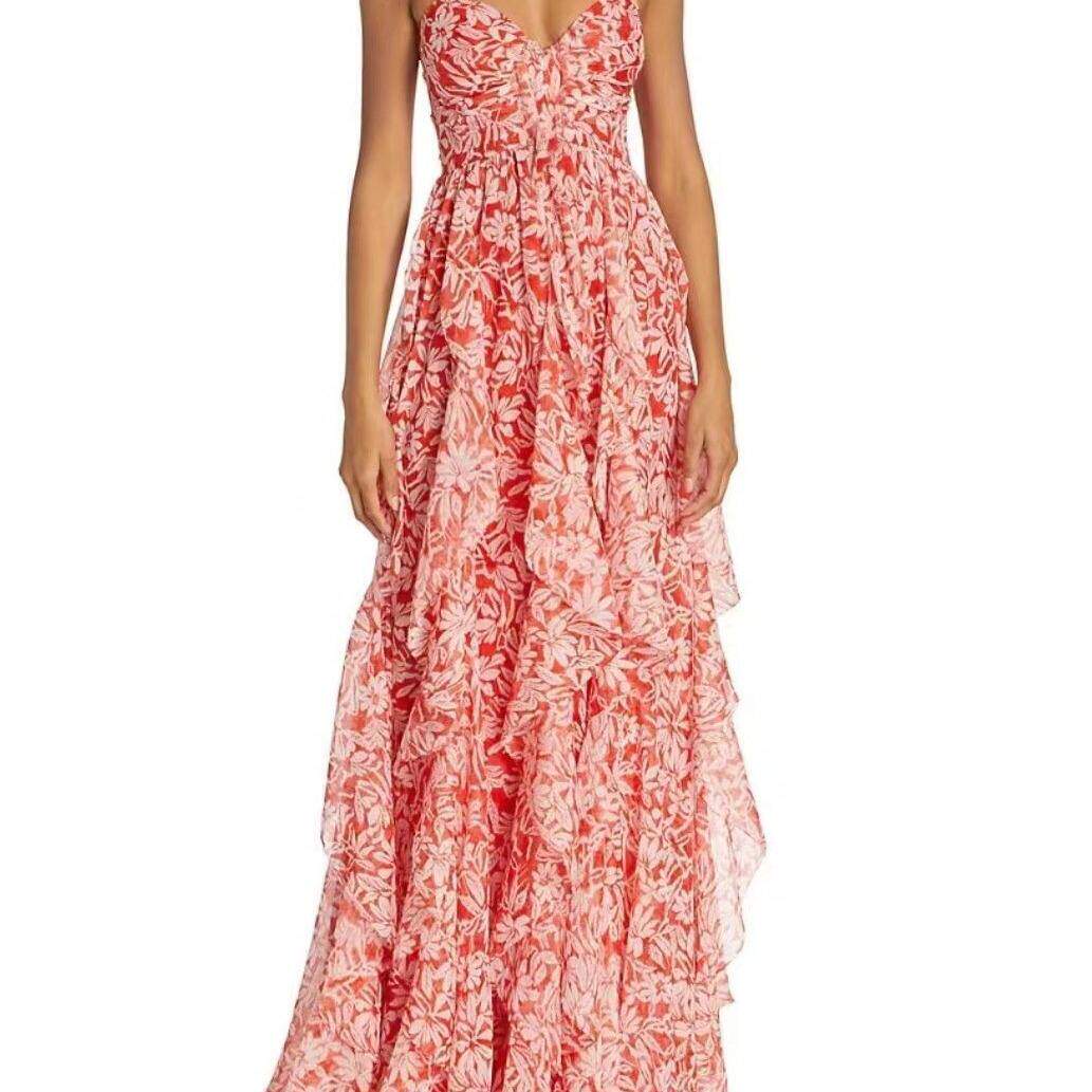 法式碎花吊带连衣裙女夏季三亚海边度假印花沙滩裙复古茶歇长裙子