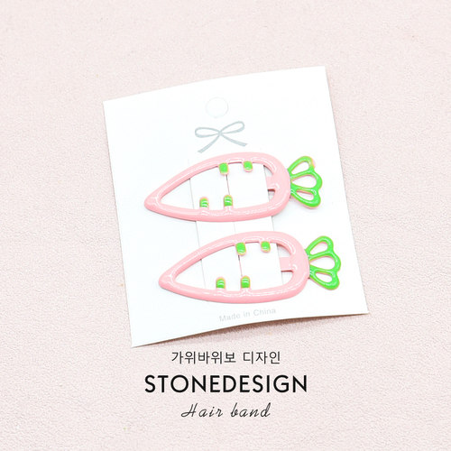 小女孩糖果色胡萝卜发夹