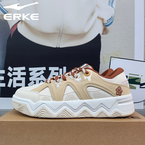 鸿星尔克冬季女士百搭运动板鞋