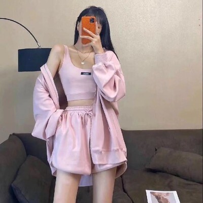 Fitness running hooded sweater vest shorts three-piece set女