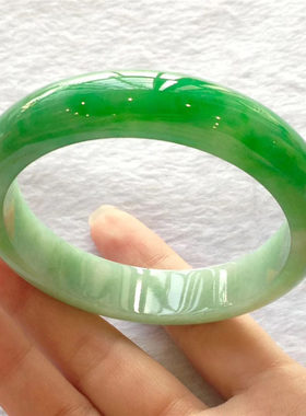 老凤玉镯冰糯种阳绿翡翠镯子天然老坑飘绿正圈冰种果绿贵妃玉手镯