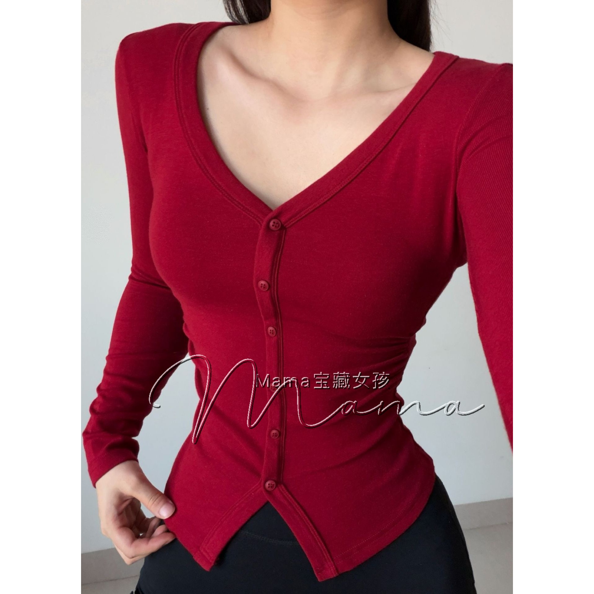 宝藏女孩深V修身瑜伽针织上衣