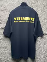 Vetements 24Ss Metal Letter Print Short-Sleeved T-Shirt for Men and Women, Loose Casual Couple Half-Sleeved Top Trendy