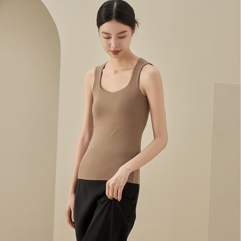 思篇女士带胸垫免穿文胸打底背心