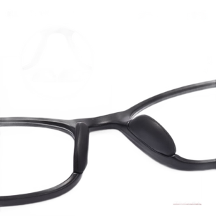 日系眼镜防滑鼻托嵌入卡扣一体套入式硅胶超软儿童眼睛配件鼻垫