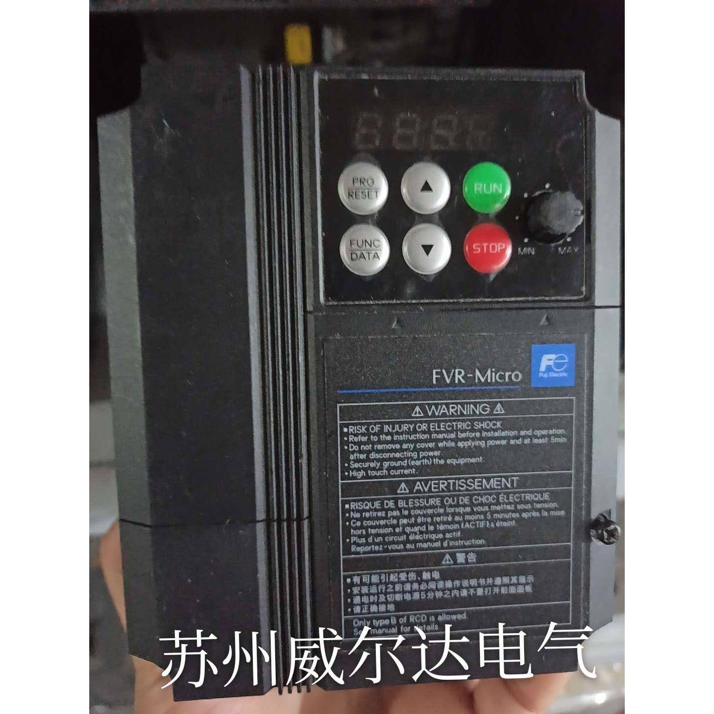富士变频器 FVR1.5AS1Z-4C 1.5KW 380V功能包好成色漂亮
