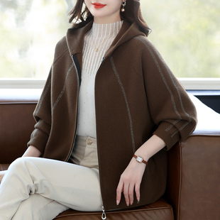 春秋女士连帽毛呢外套2025新款 针织妈妈夹克上衣 宽松遮肚毛衣开衫