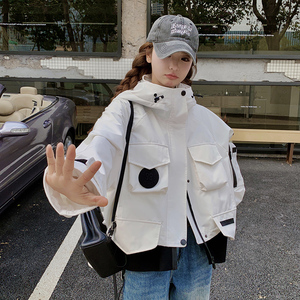 白色高级感连帽工装冲锋衣短外套女2025春秋新款气质百搭甜酷夹克图片