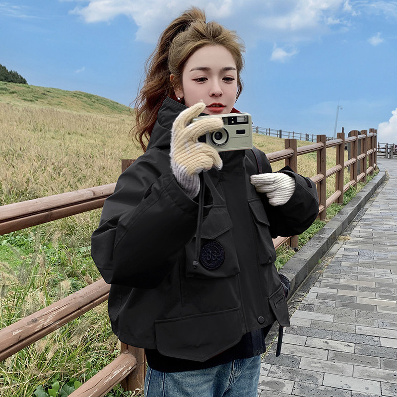 短款工装羽绒服女2024冬季新款设计感小众洋气加厚保暖连帽派克服,女装羽绒服,2C301