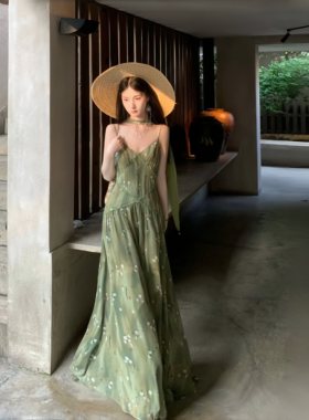 INSTUNNING法式温柔风绿色碎花V领吊带连衣裙女夏季度假气质长裙