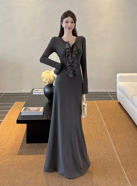 instunning法式v领灰色针织长袖连衣裙秋冬高级荷叶边设计感长裙