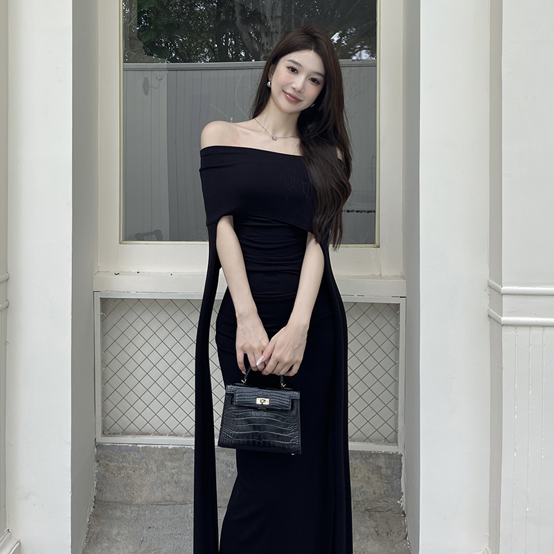 法式高级感一字肩抹胸连衣裙女