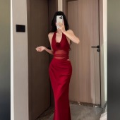 instunning港风花朵红色挂脖礼服裙女高级感网纱拼接度假气质长裙