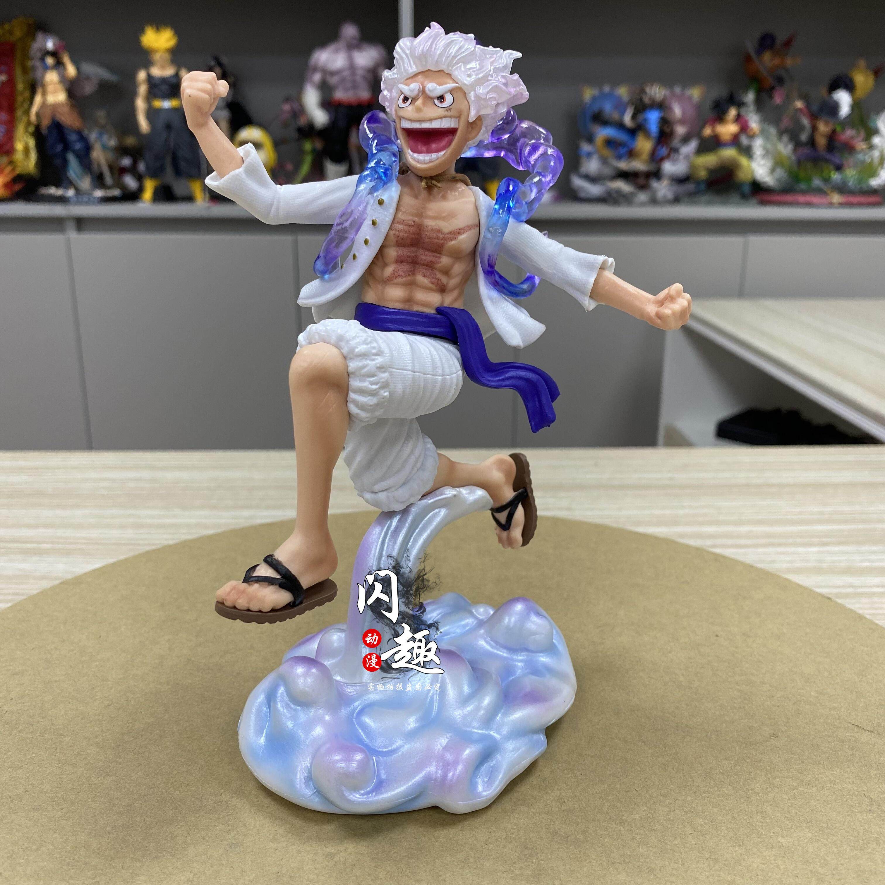海贼王侧身跳跃奔月五档尼卡路飞太阳神橡胶果实觉醒手办模型摆件